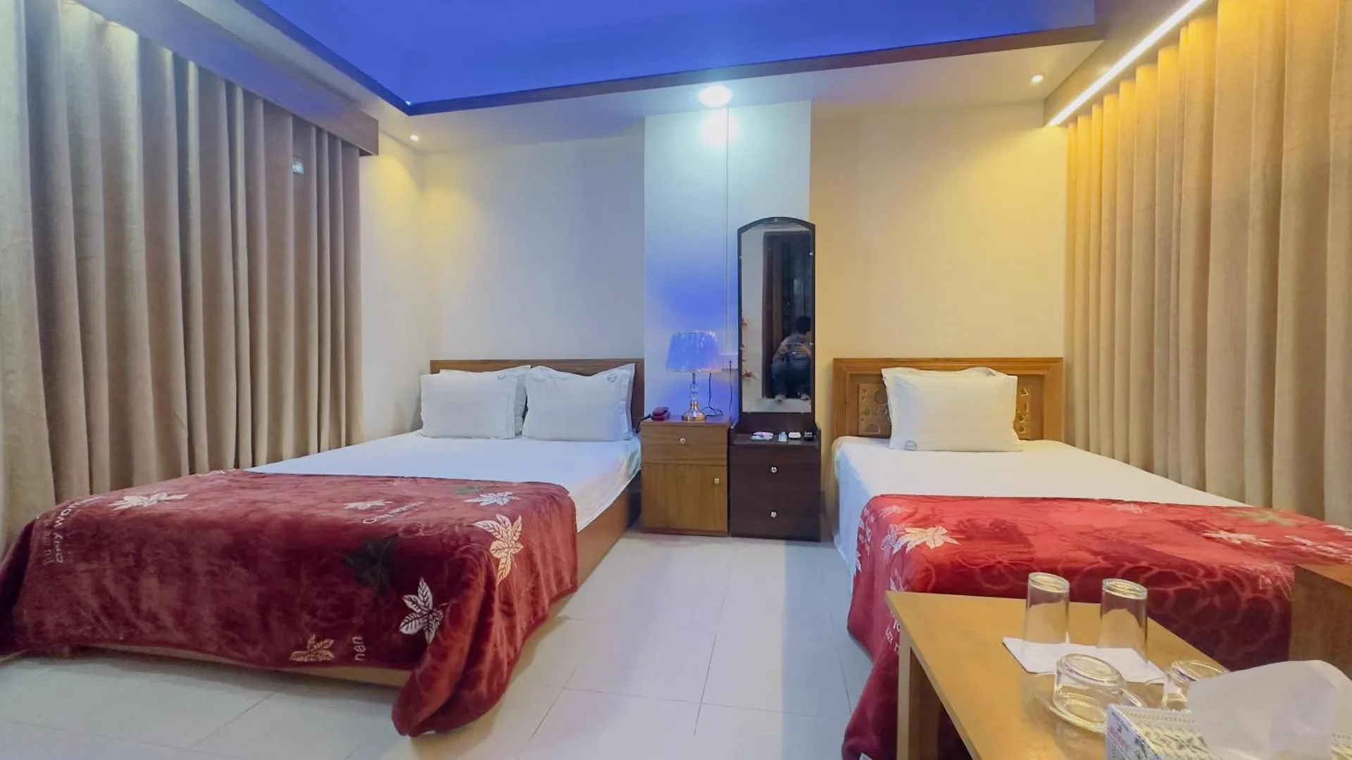 Hotel Blue Sky Residential 达卡