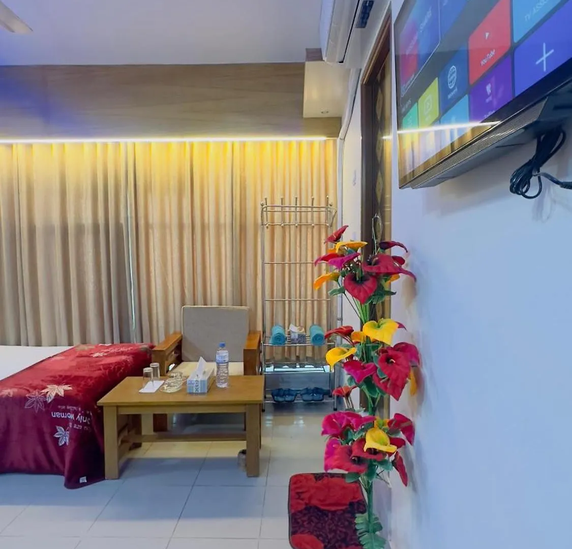 Hotel Blue Sky Residential 达卡